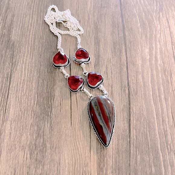 Iron Tiger Heart Necklace - Picture 5 of 5